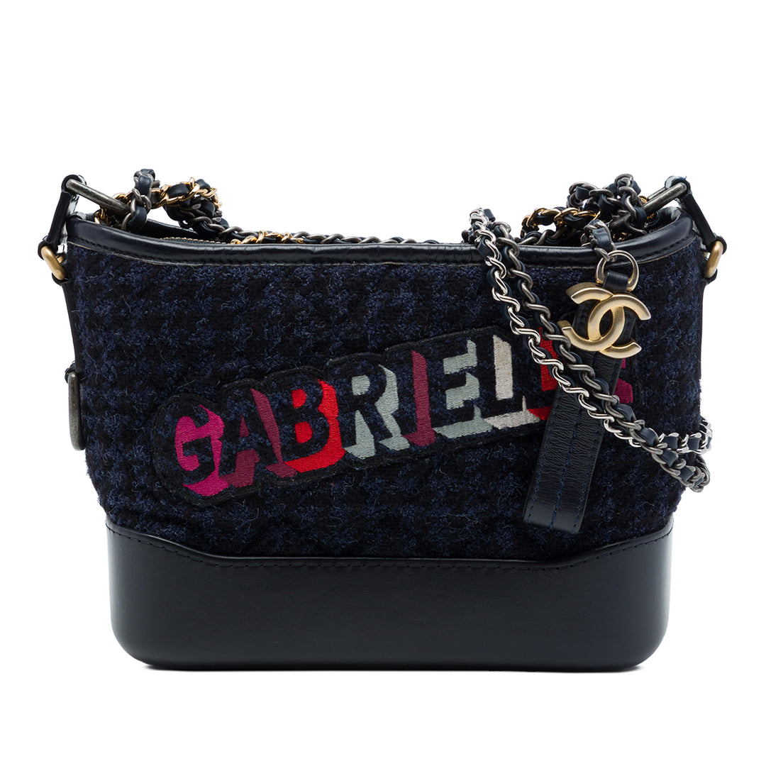 Chanel brodé Gabrielle Sac Petit Tweed Bleu – vue principale – GABY PARIS