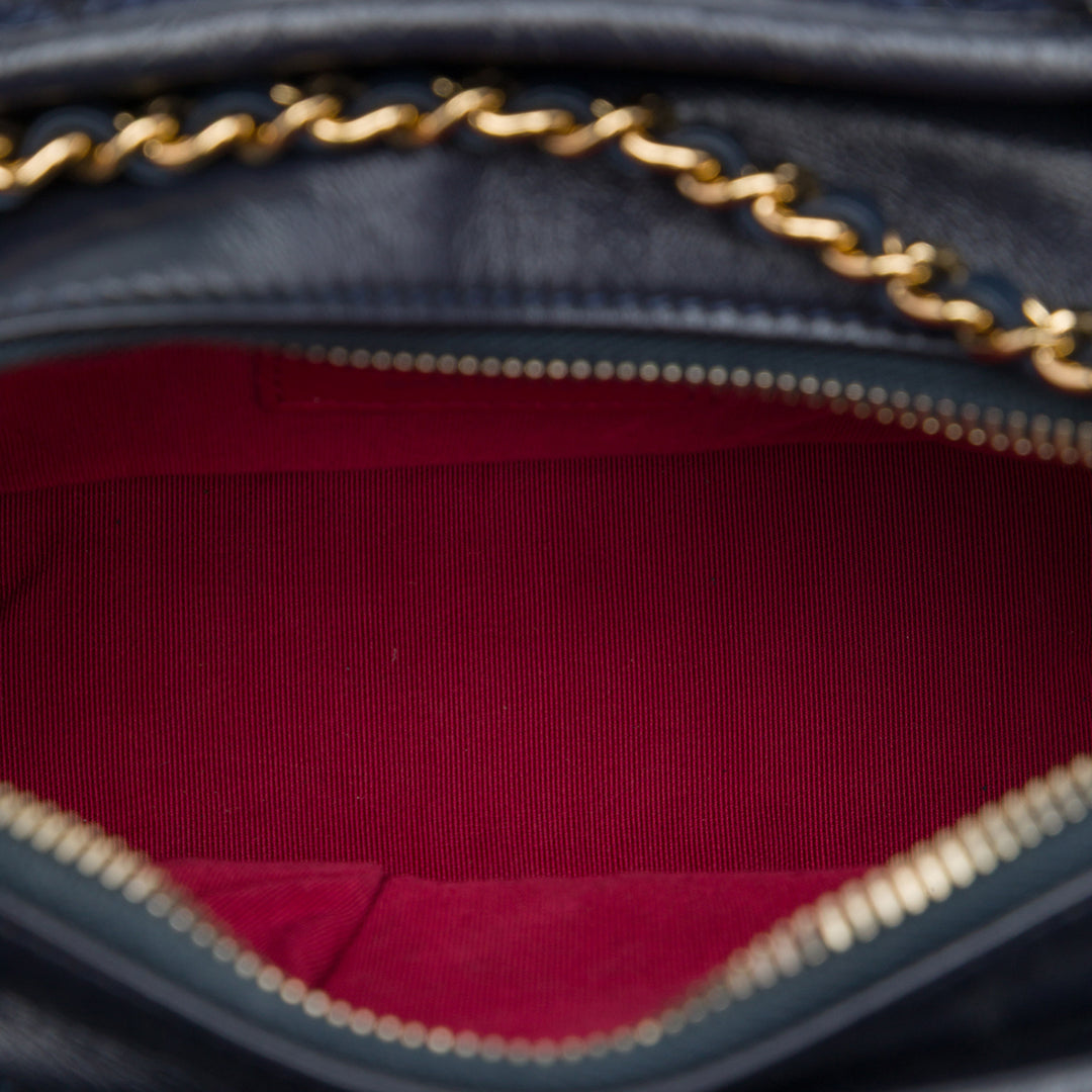 Chanel brodé Gabrielle Sac Petit Tweed Bleu – vue 4 – GABY PARIS