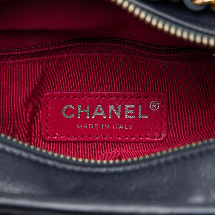 Chanel brodé Gabrielle Sac Petit Tweed Bleu – vue 5 – GABY PARIS