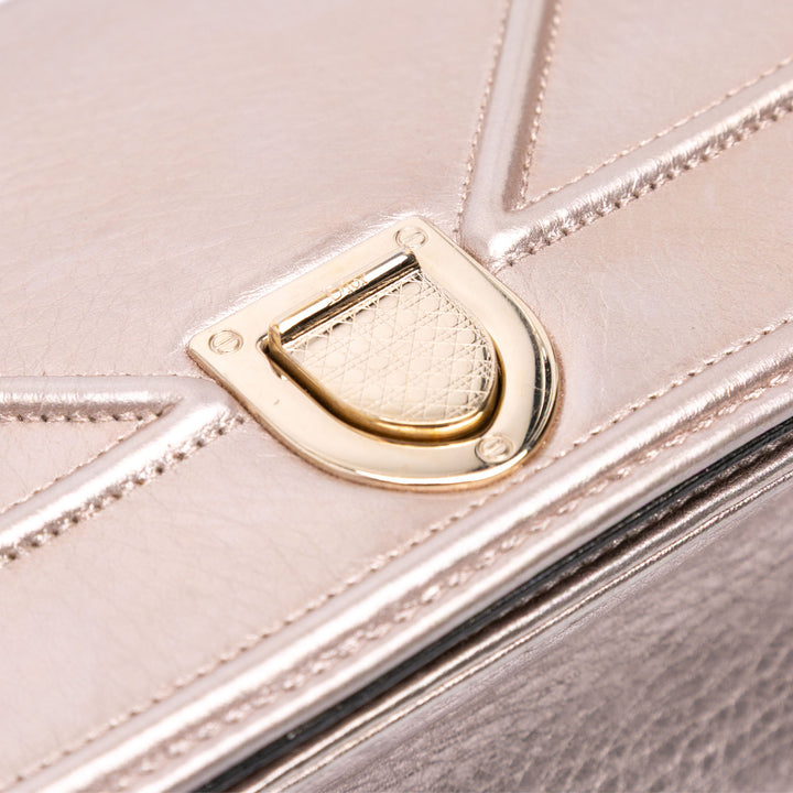 Small Metallic Grained Calfskin Diorama Flap Gold - Gaby Paris
