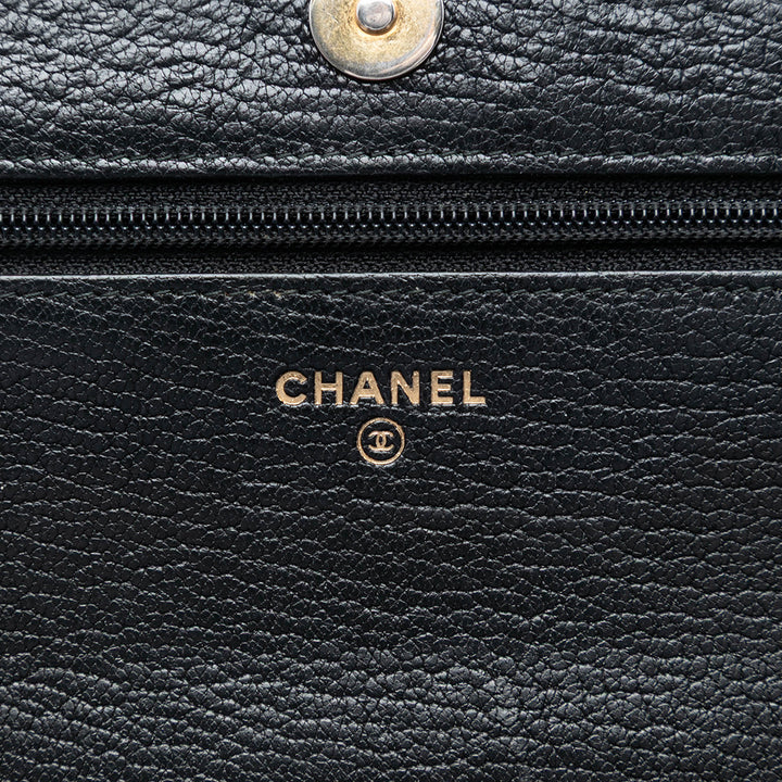 Chanel clouté Cuir de veau grainé Boy Wallet on Chain