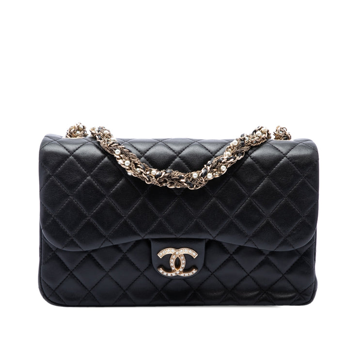 Chanel Matelassé Westminster Perle à rabat Moyen Cuir d'agneau Noir