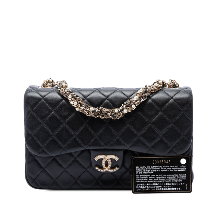 Chanel Matelassé Westminster Perle à rabat Moyen Cuir d'agneau Noir