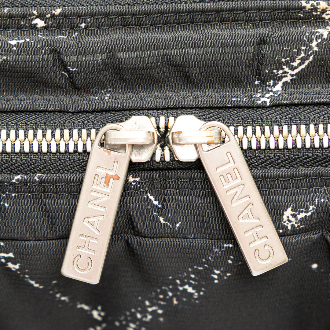 Old Travel Line Nylon Handbag Black - Gaby Paris