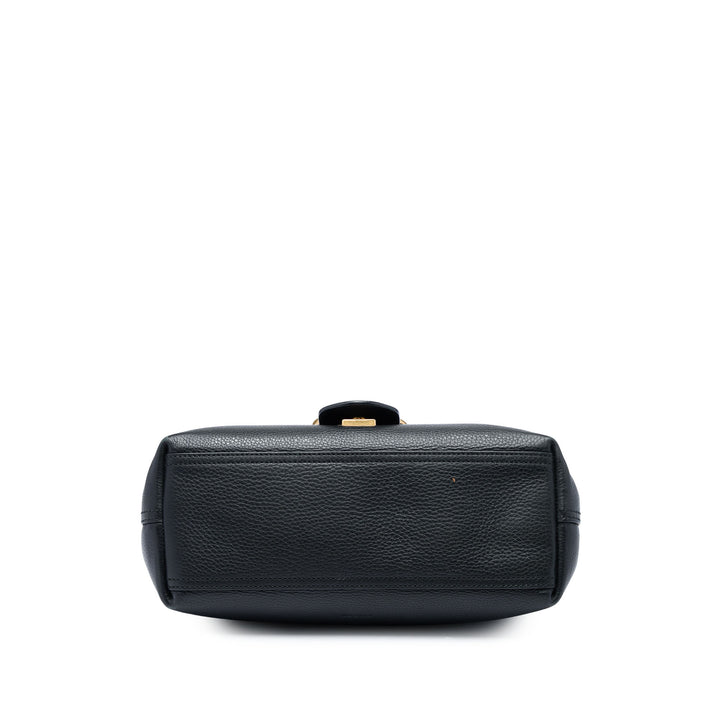 Gucci Sac porté épaule GG Marmont Petit Cuir de veau Noir – vue 3 – GABY PARIS