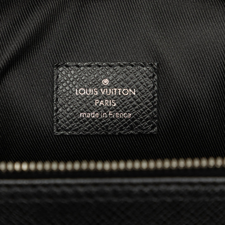 Louis Vuitton Porte-documents Taiga Porte Documents Voyage Noir – vue 5 – GABY PARIS