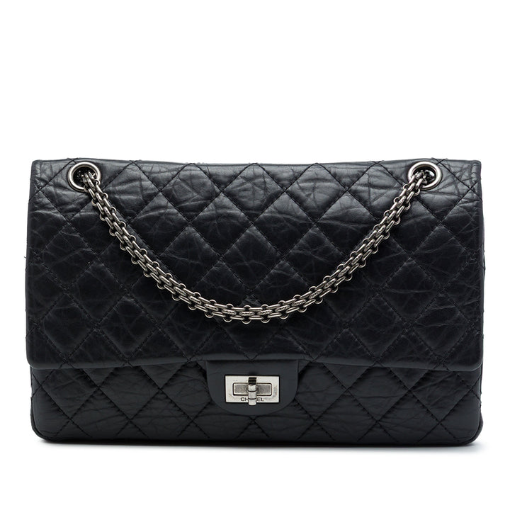 Chanel Sac porté épaule Matelassé vieilli Reissue 2.55 Double rabat 226 Cuir de veau Noir – vue principale – GABY PARIS