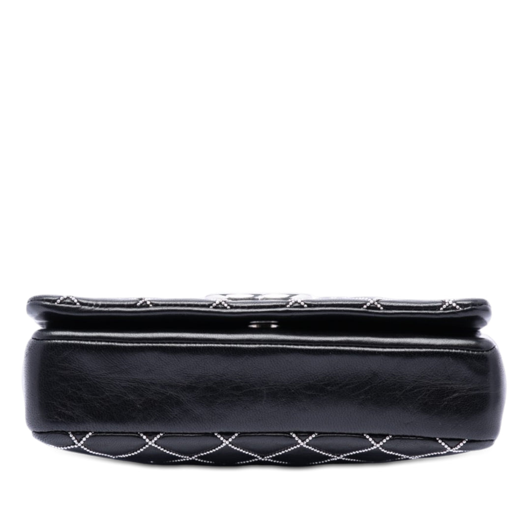 Chanel Mini CC Matelassé Cuir d’agneau Beaded Rabat intégral