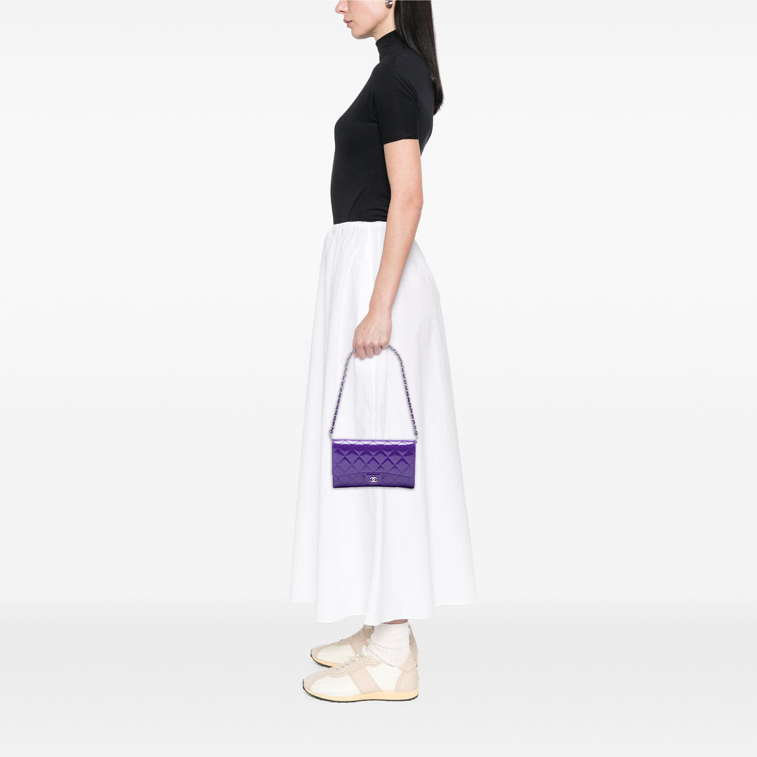 Chanel CC Matelassé Cuir verni Wallet on Chain
