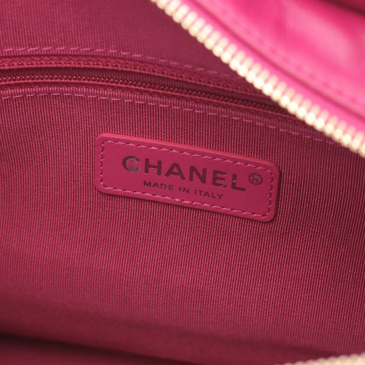 Chanel Medium vieilli Cuir de veau Gabrielle Sac porté croisé