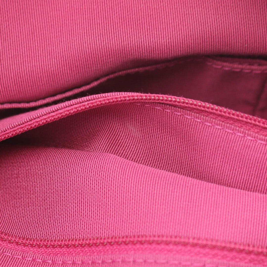 Chanel Medium vieilli Cuir de veau Gabrielle Sac porté croisé