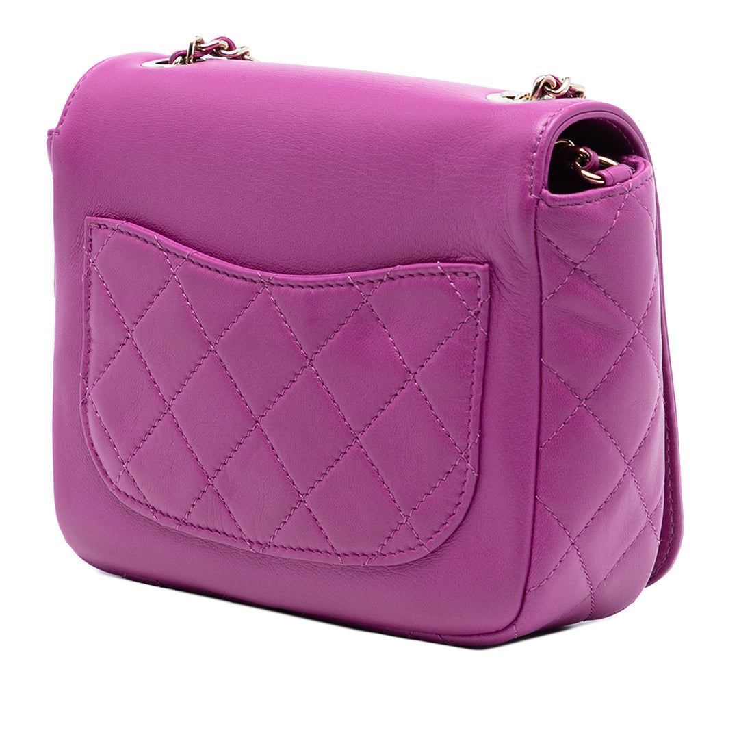 Chanel Mini Cuir d’agneau Giant Cristal CC à rabat