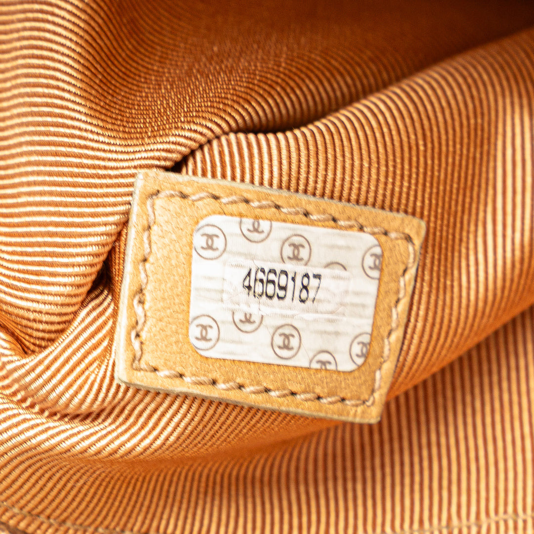 Chanel Logo Chaîne Sac Cuir caviar Jaune
