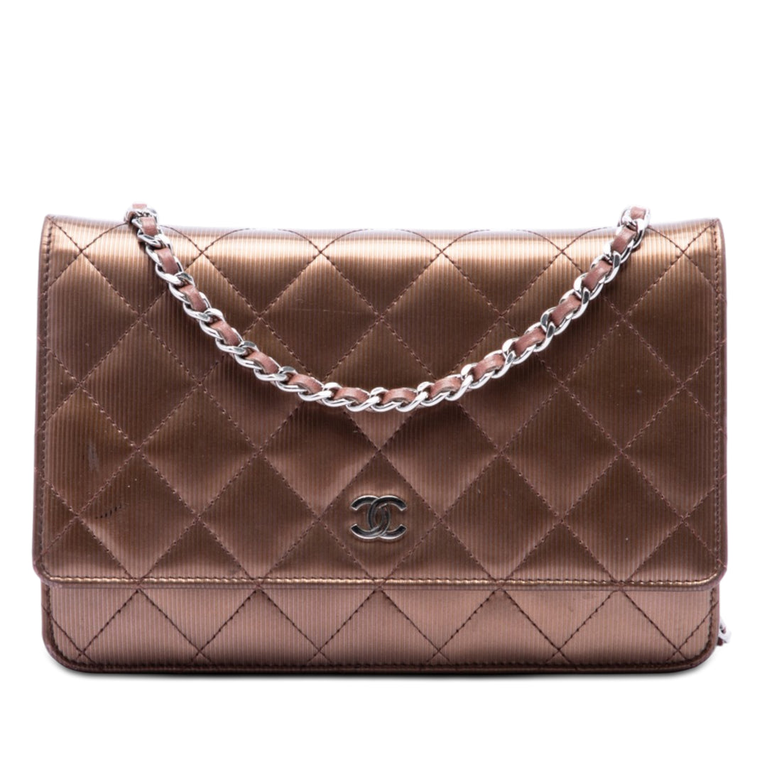 Chanel CC Matelassé Striated Metallic Cuir verni Wallet on Chain