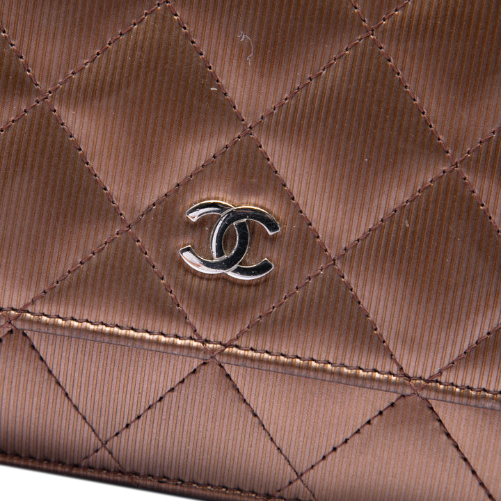 Chanel CC Matelassé Striated Metallic Cuir verni Wallet on Chain