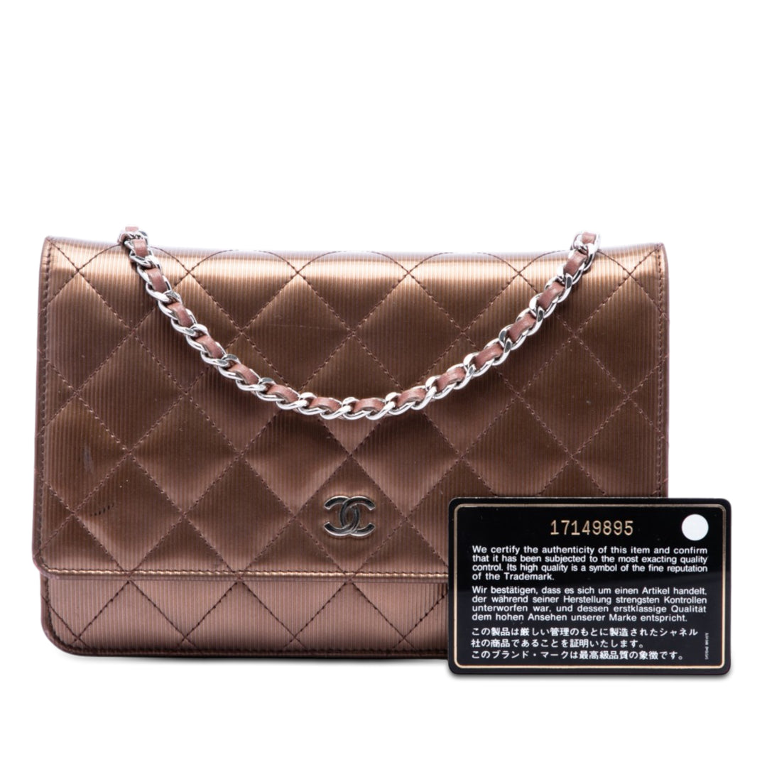 Chanel CC Matelassé Striated Metallic Cuir verni Wallet on Chain