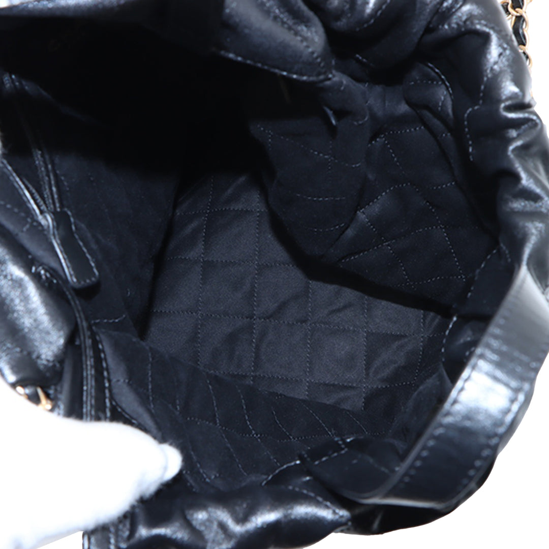 Chanel Small brillant Matelassé Cuir de veau 22 Sac à dos