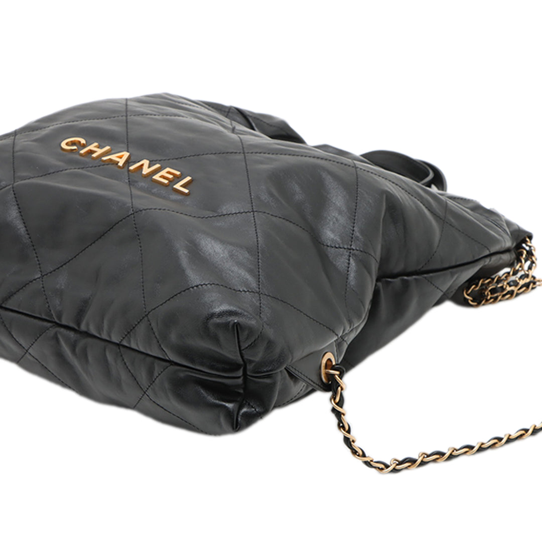 Chanel Small brillant Matelassé Cuir de veau 22 Sac à dos
