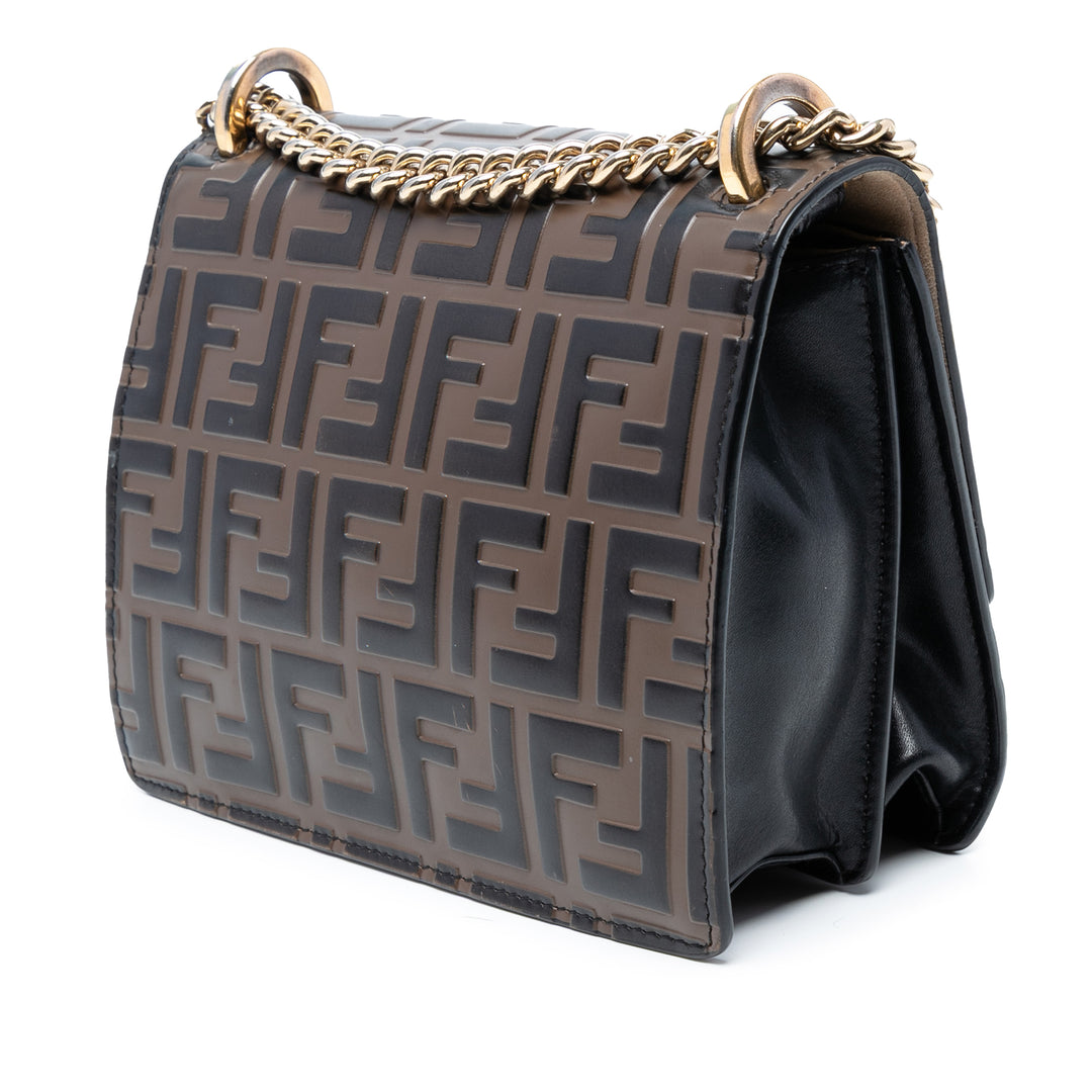 Fendi Small Zucca Embossed Cuir Kan U Sac porté croisé Marron