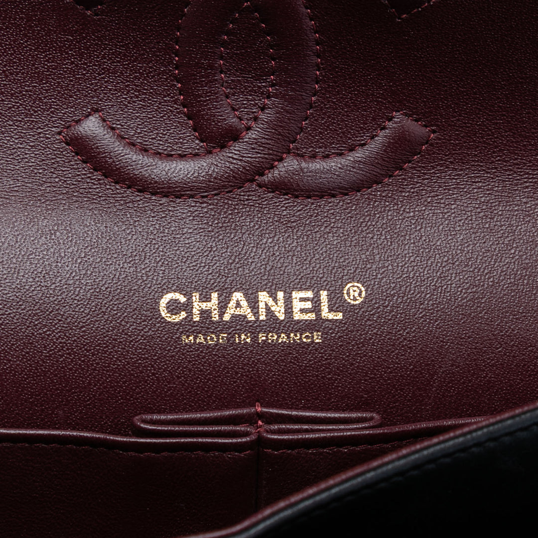 Chanel Medium Classic Chevron Cuir d’agneau Double rabat