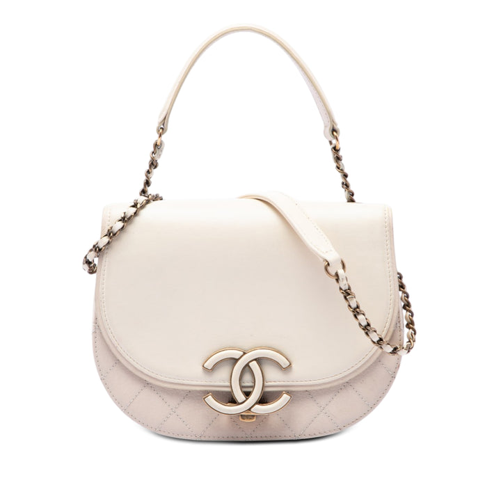 Chanel Small Cuir de veau Coco Curve à rabat