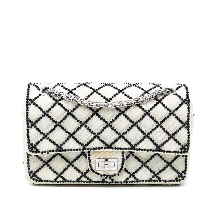 Chanel Reissue 2.55 Quilted Sequinsed Mesh Double rabat 225 Blanc – GABY PARIS Authentique