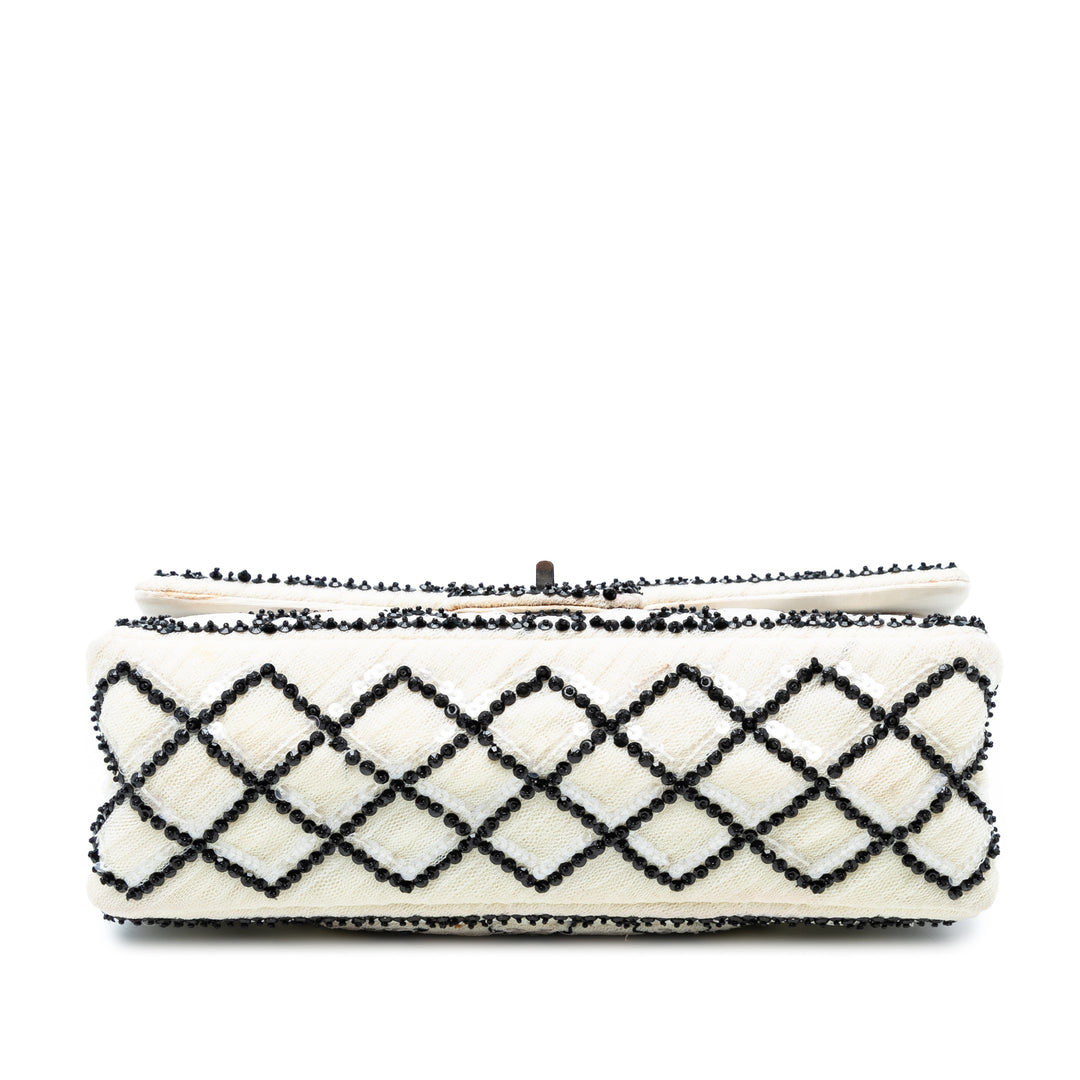 Chanel Reissue 2.55 Quilted Sequinsed Mesh Double rabat 225 Blanc – GABY PARIS Authentique