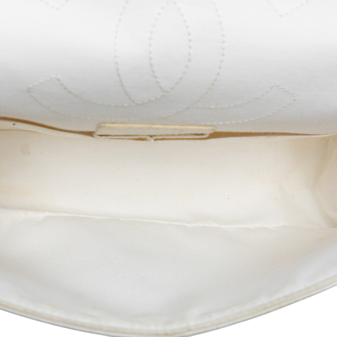 Chanel Reissue 2.55 Quilted Sequinsed Mesh Double rabat 225 Blanc – GABY PARIS Authentique