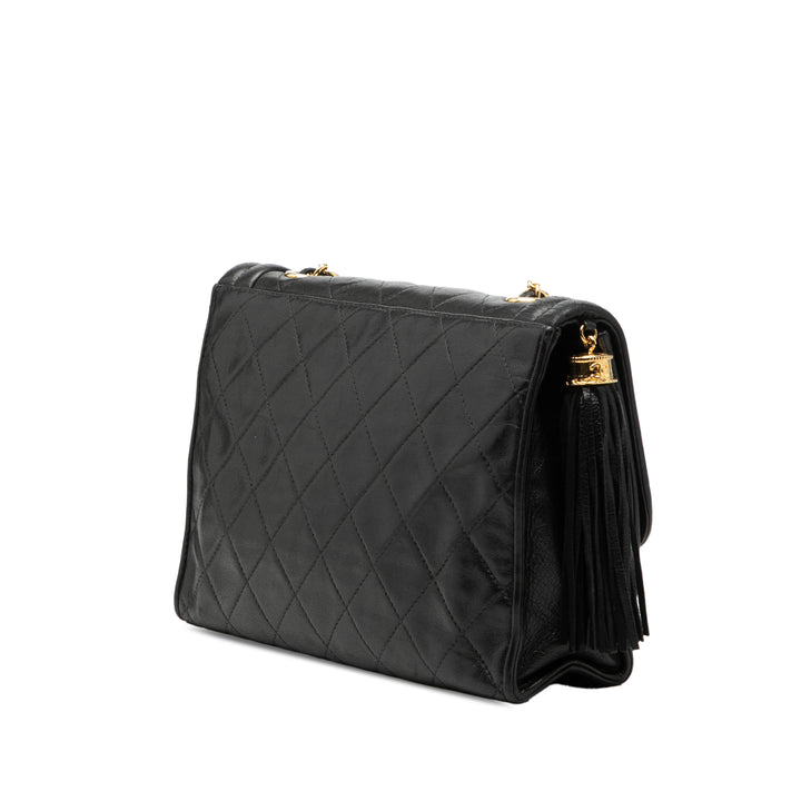 Chanel Matelassé Cuir d’agneau Pompon à rabat