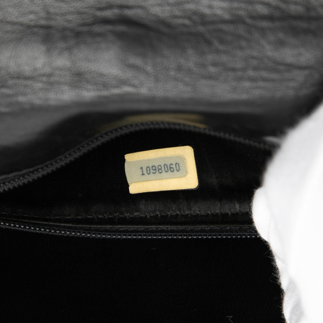 Chanel Matelassé Cuir d’agneau Pompon à rabat