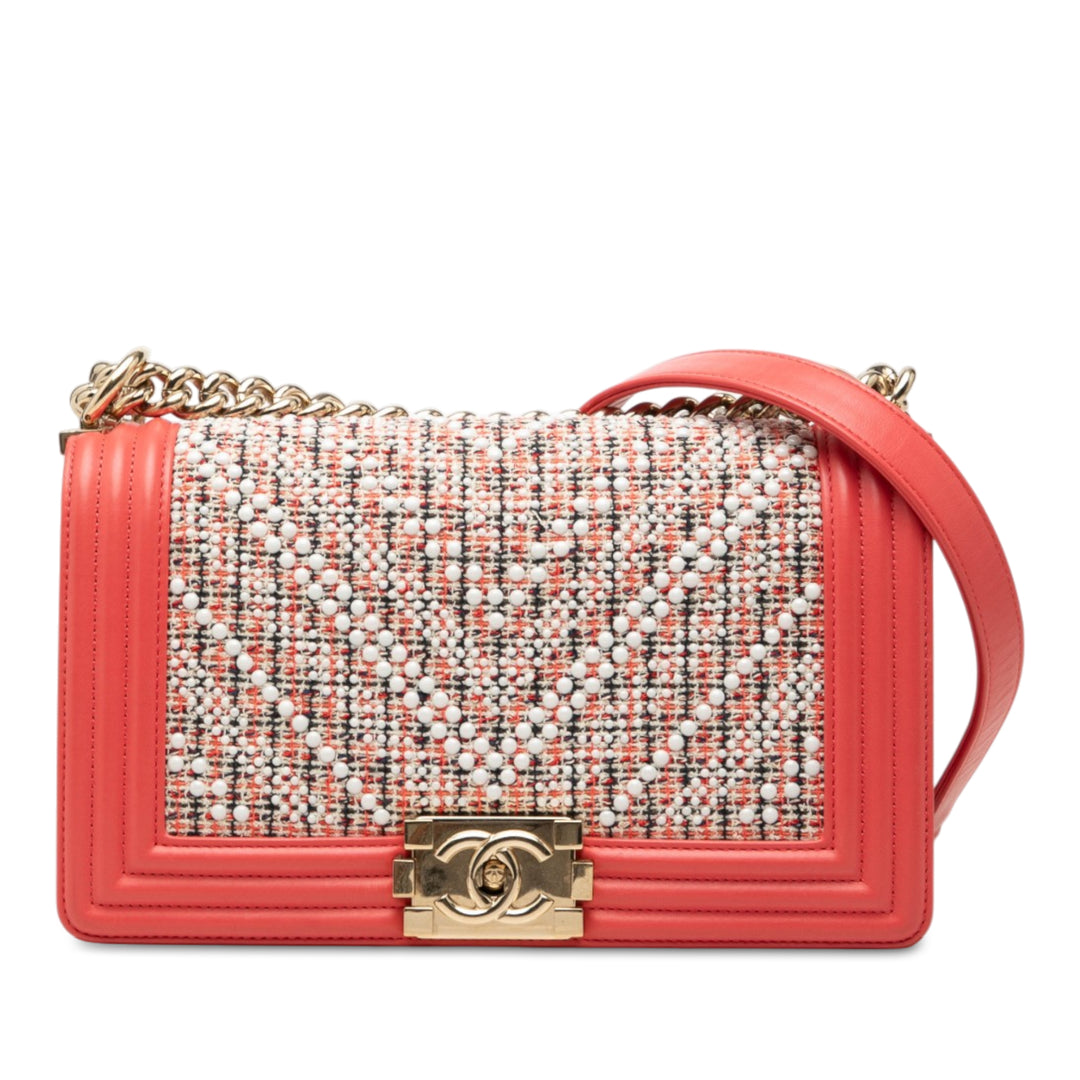 Chanel Chevron et Perle Boy à rabat Petit Tweed Rose – vue principale – GABY PARIS