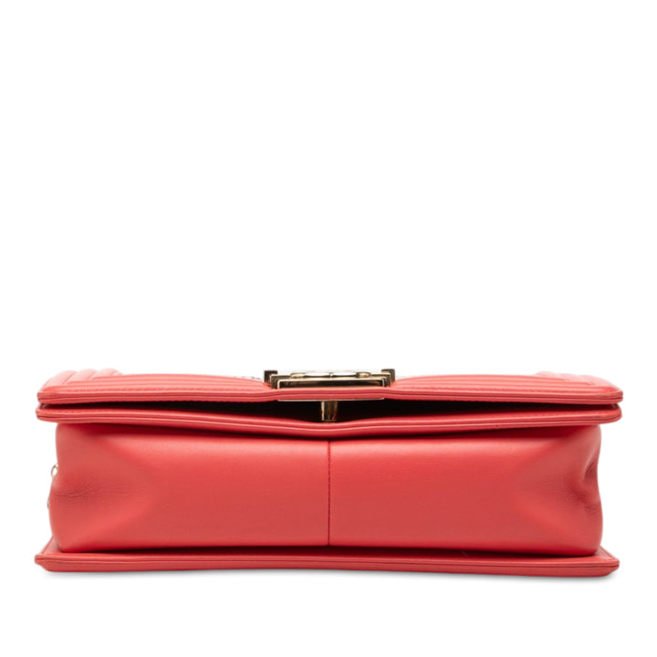 Chanel Chevron et Perle Boy à rabat Petit Tweed Rose – vue 3 – GABY PARIS