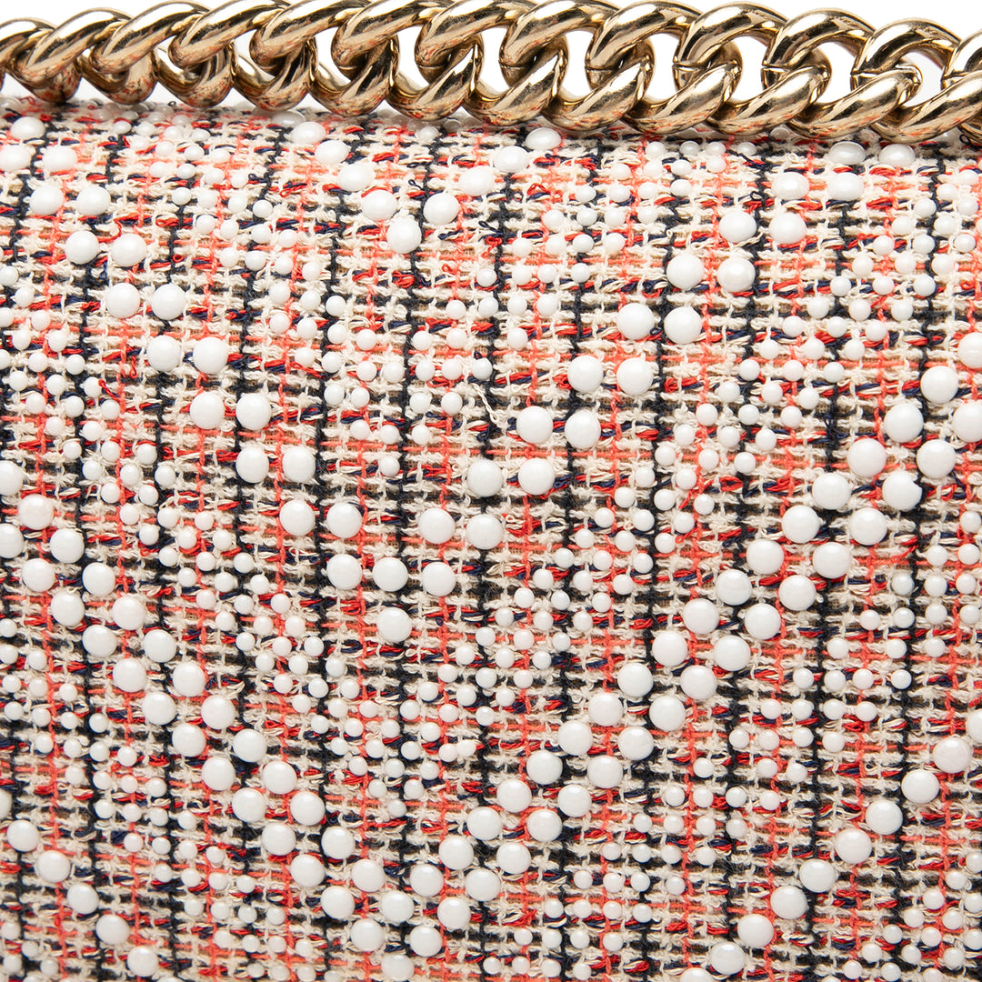 Chanel Chevron et Perle Boy à rabat Petit Tweed Rose – vue 6 – GABY PARIS