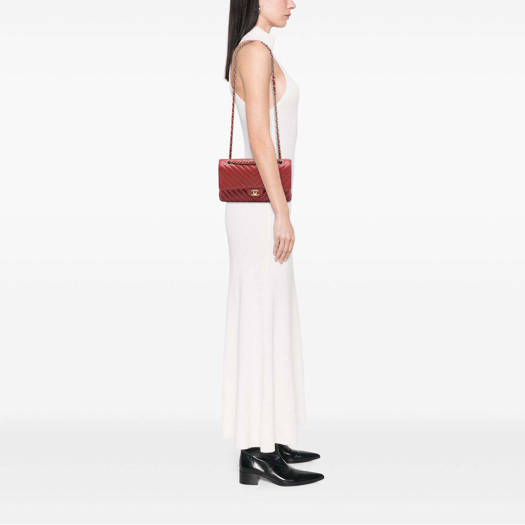 Classic Chevron Double rabat Moyen Cuir d'agneau Rouge