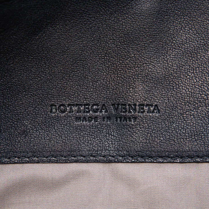 Tricolore Intrecciato Nappaleder-Pochette Schwarz
