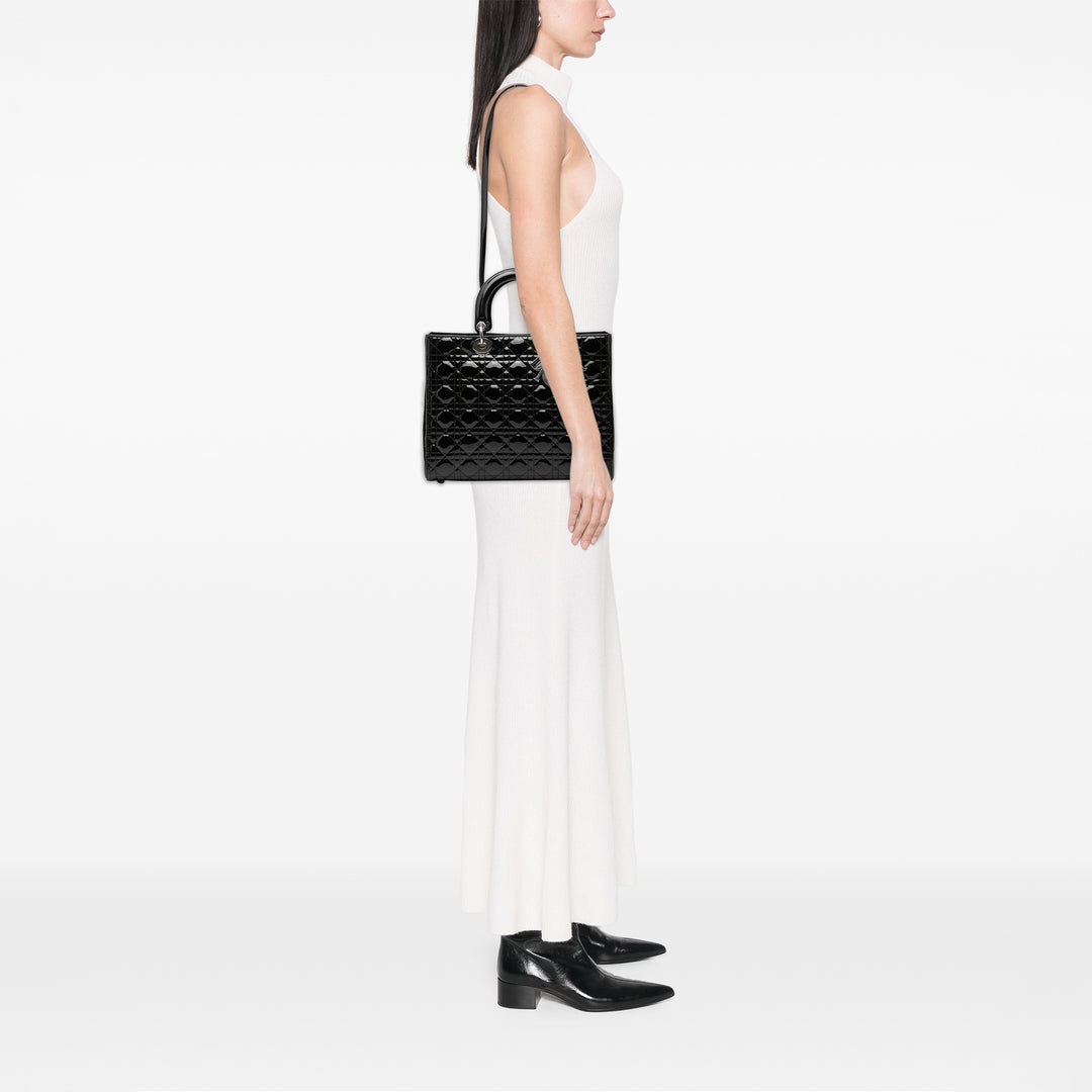 Dior Large Cuir verni Cannage Lady Dior