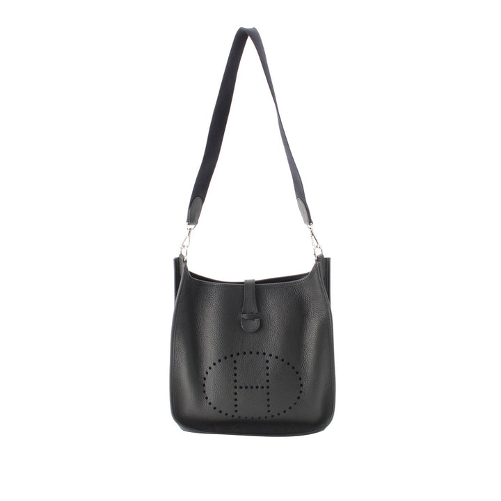 Evelyne I 33 Clémence Noir