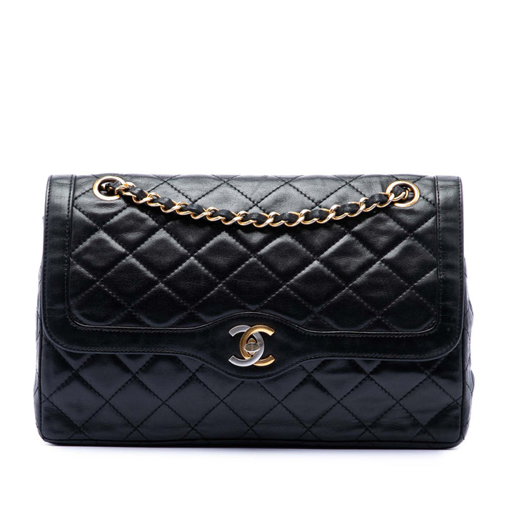Chanel Édition limitée Paris Matelassé Cuir d’agneau Double rabat