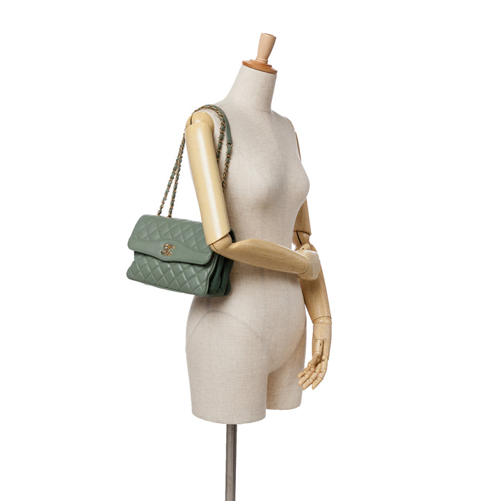 Medium Quilted Lambskin Daily Companion Flap Green - Gaby Paris