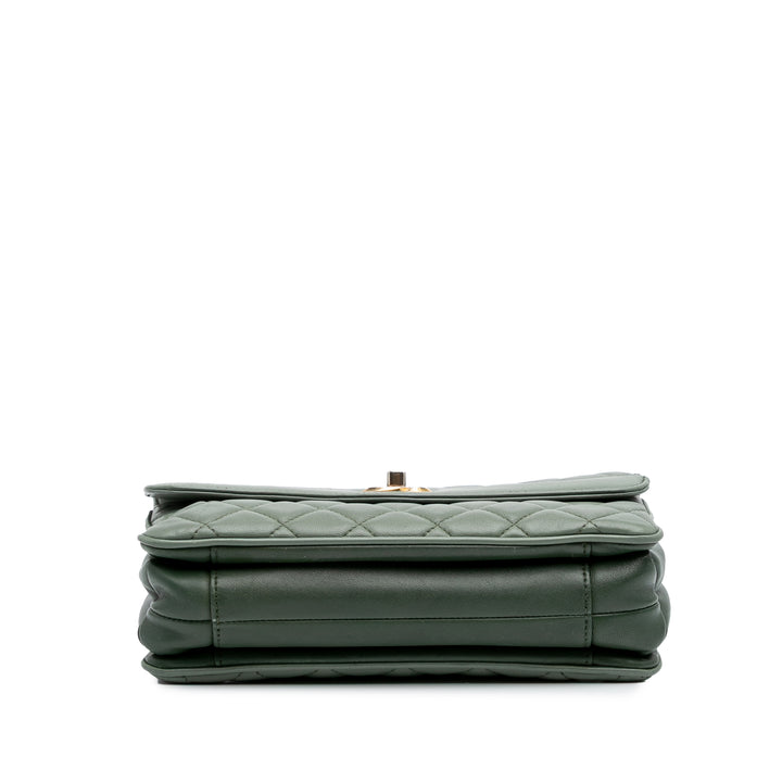 Medium Quilted Lambskin Daily Companion Flap Green - Gaby Paris