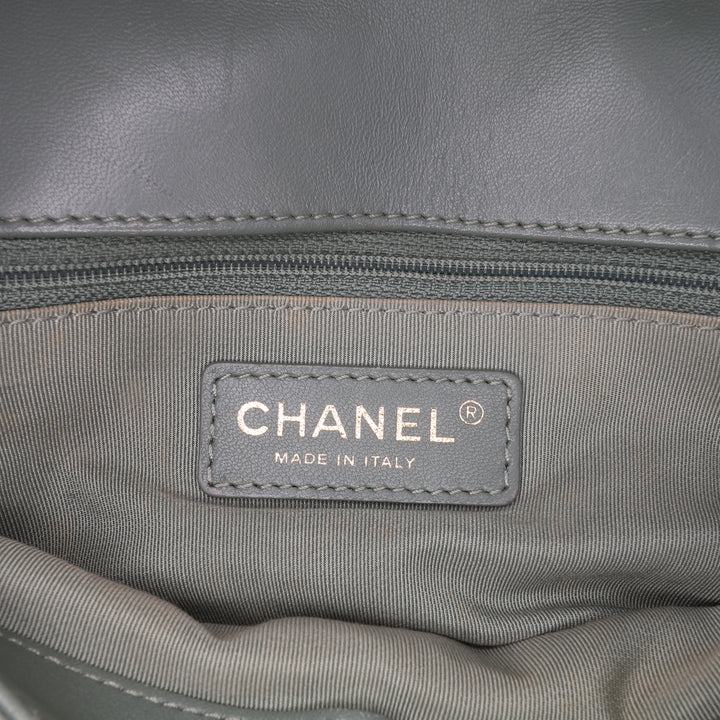 Medium Quilted Lambskin Daily Companion Flap Green - Gaby Paris