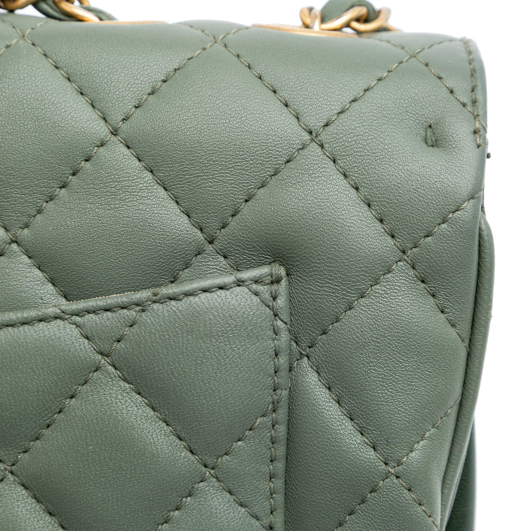 Medium Quilted Lambskin Daily Companion Flap Green - Gaby Paris