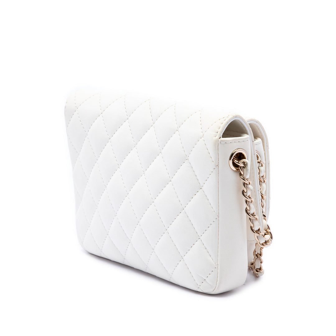 Chanel Matelassé Side Packs à rabat Cuir d'agneau Blanc – vue 2 – GABY PARIS