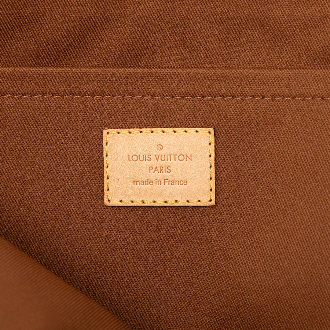 Louis Vuitton Etui Voyage MM Monogram Marron