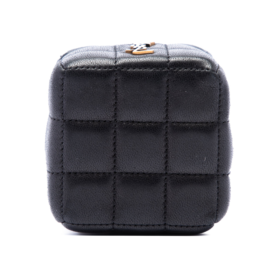 Cassandre Cube avec chaîne Mini Cuir d'agneau Noir
