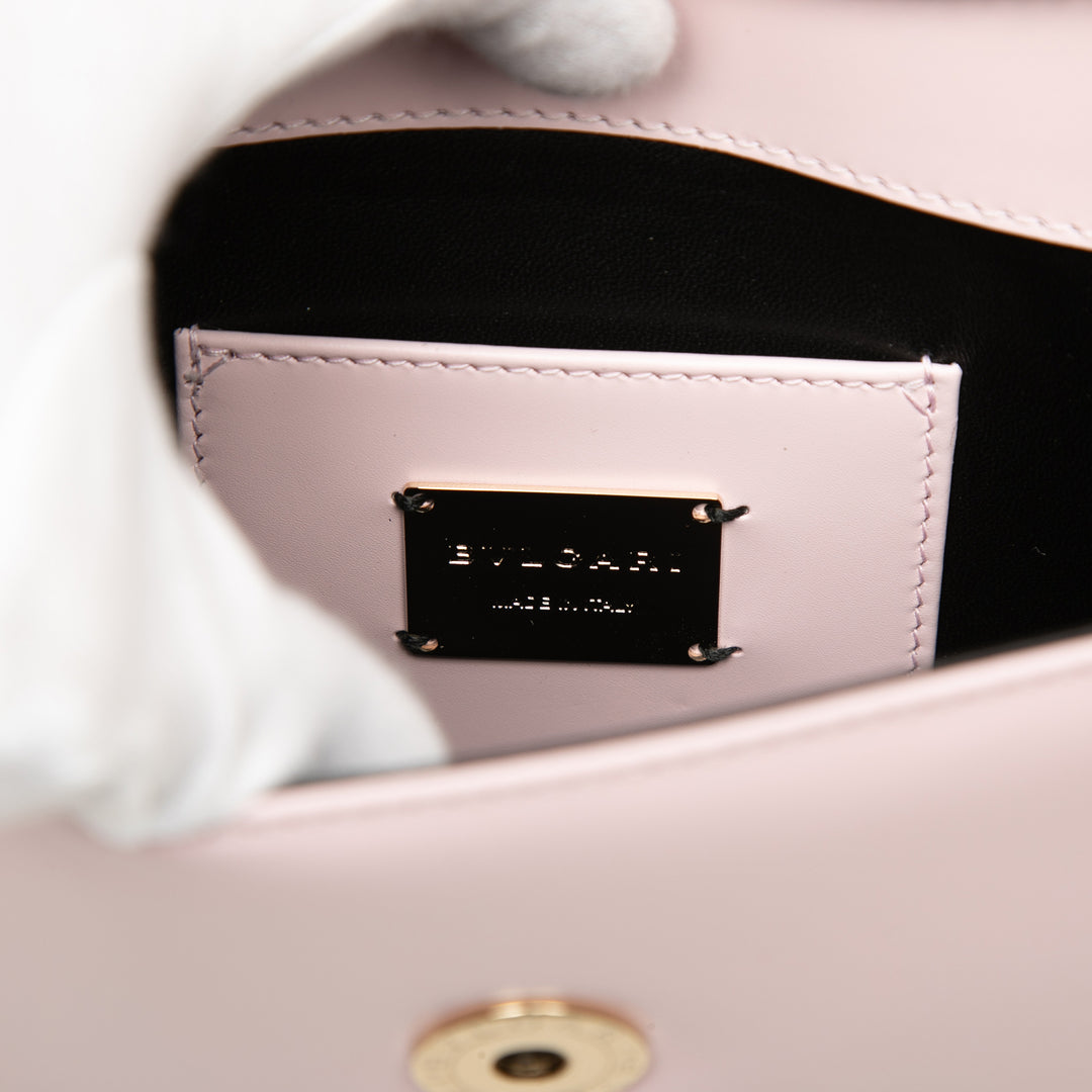 Bvlgari Sac bandoulière Orné Serpenti Forever Cuir de veau Rose – vue 5 – GABY PARIS