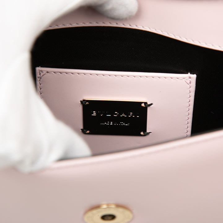 Bvlgari Sac bandoulière Orné Serpenti Forever Cuir de veau Rose – vue 5 – GABY PARIS