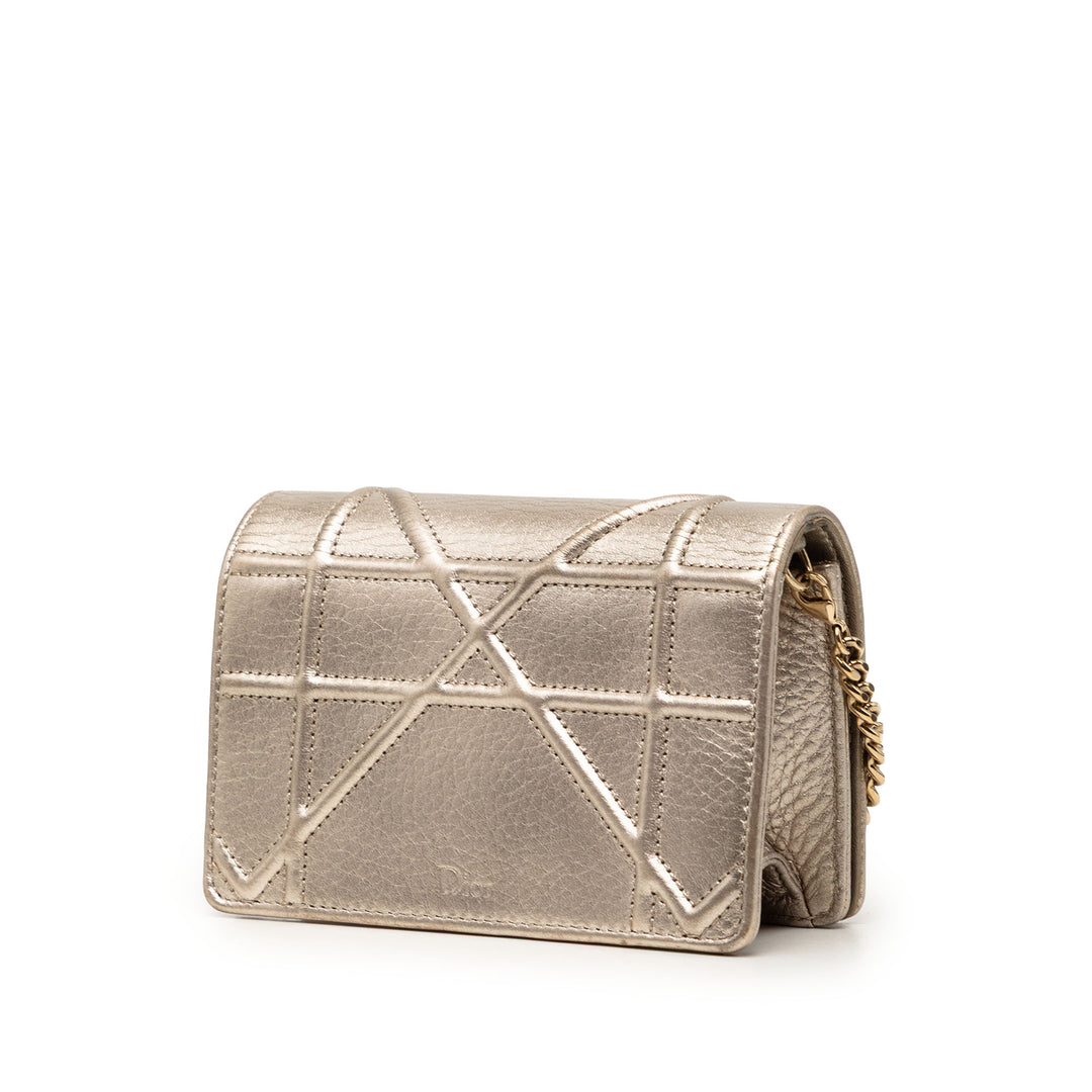 Dior Baby Metallic Cuir de veau grainé Diorama à rabat