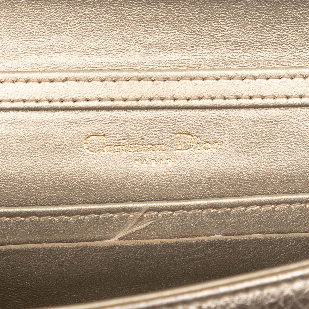 Dior Baby Metallic Cuir de veau grainé Diorama à rabat