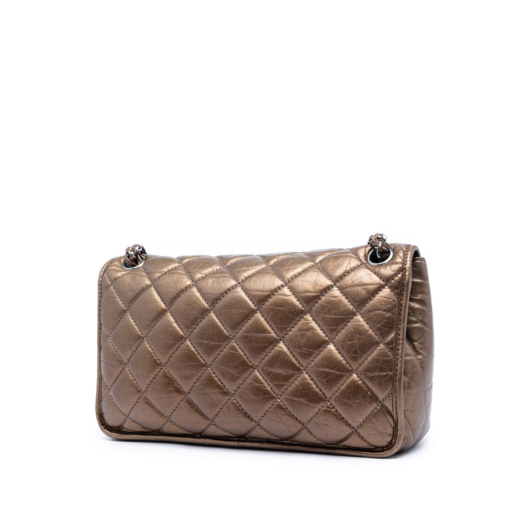 Chanel Matelassé Metallic vieilli Cuir de veau Vintage Ligne à rabat
